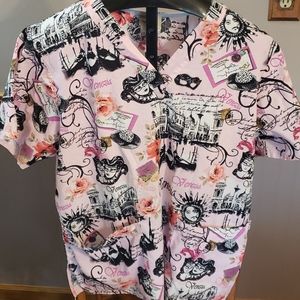 Tafford Scrub Top